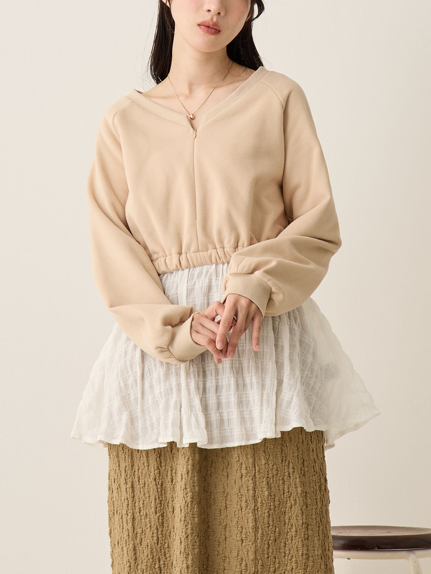 レイヤード風スウェットトップス Beige