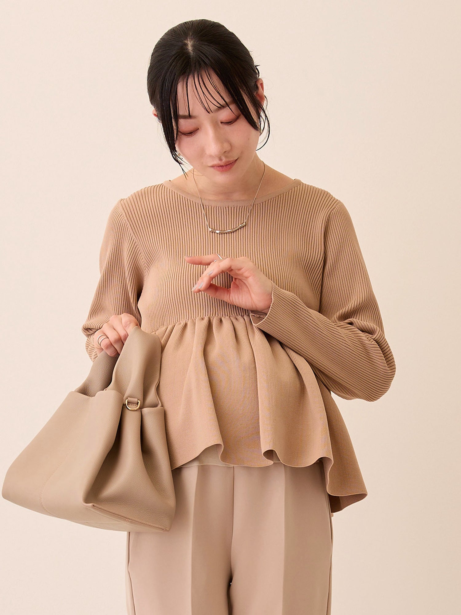 ペプラムニットトップス Pink beige