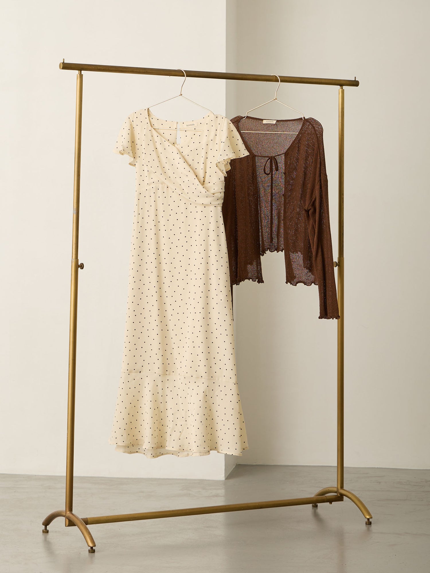 カシュクールドットワンピース Ivory