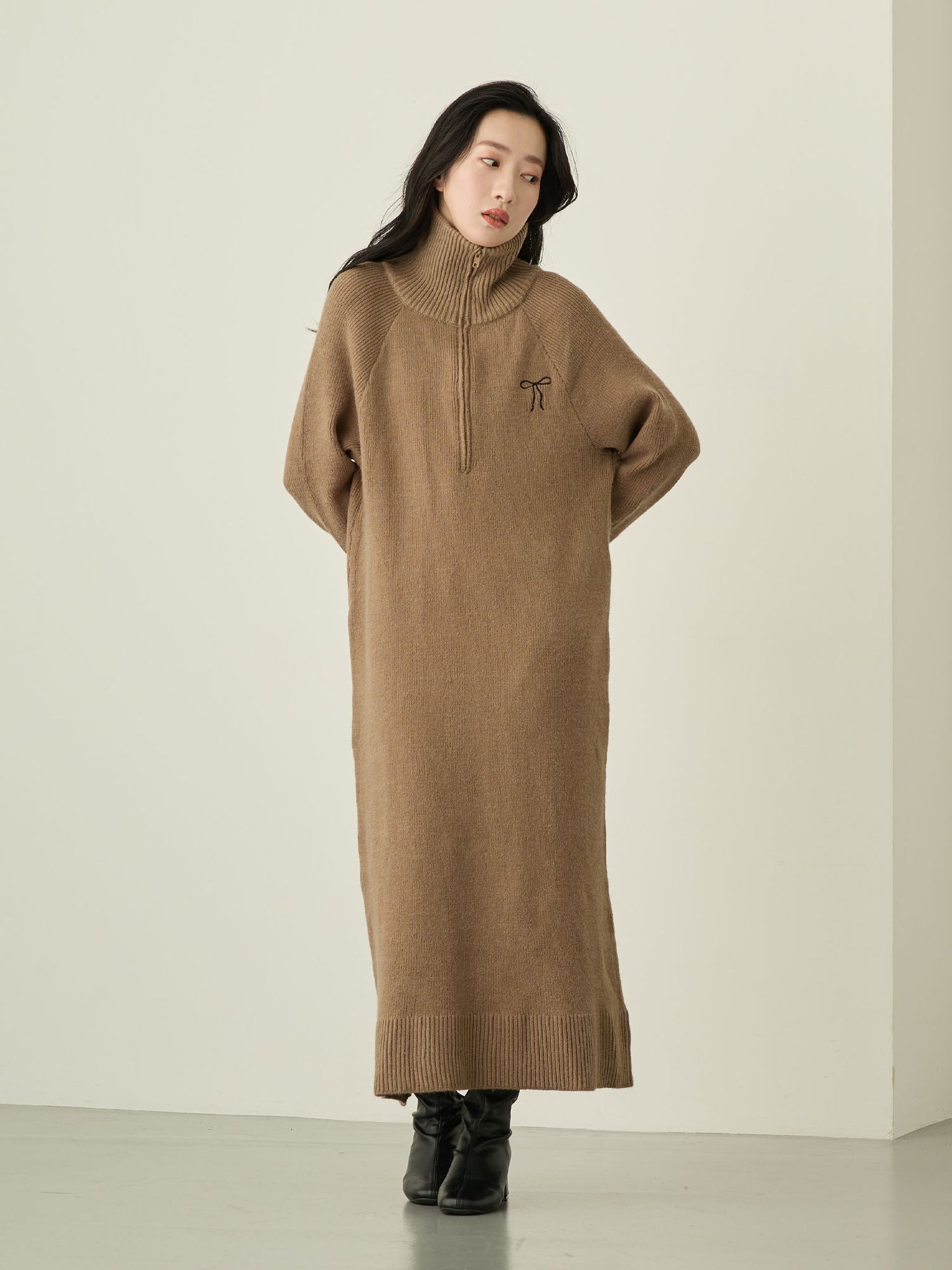 ハーフジップニットワンピース Beige