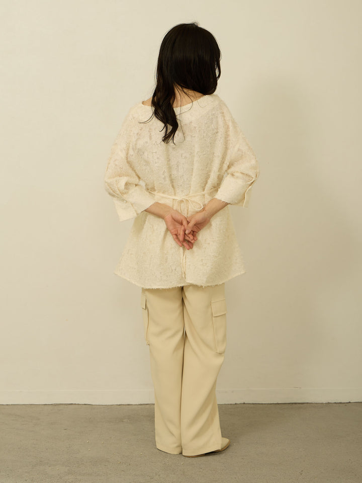 [Maternity/nursing clothes] Feather peplum blouse Ivory