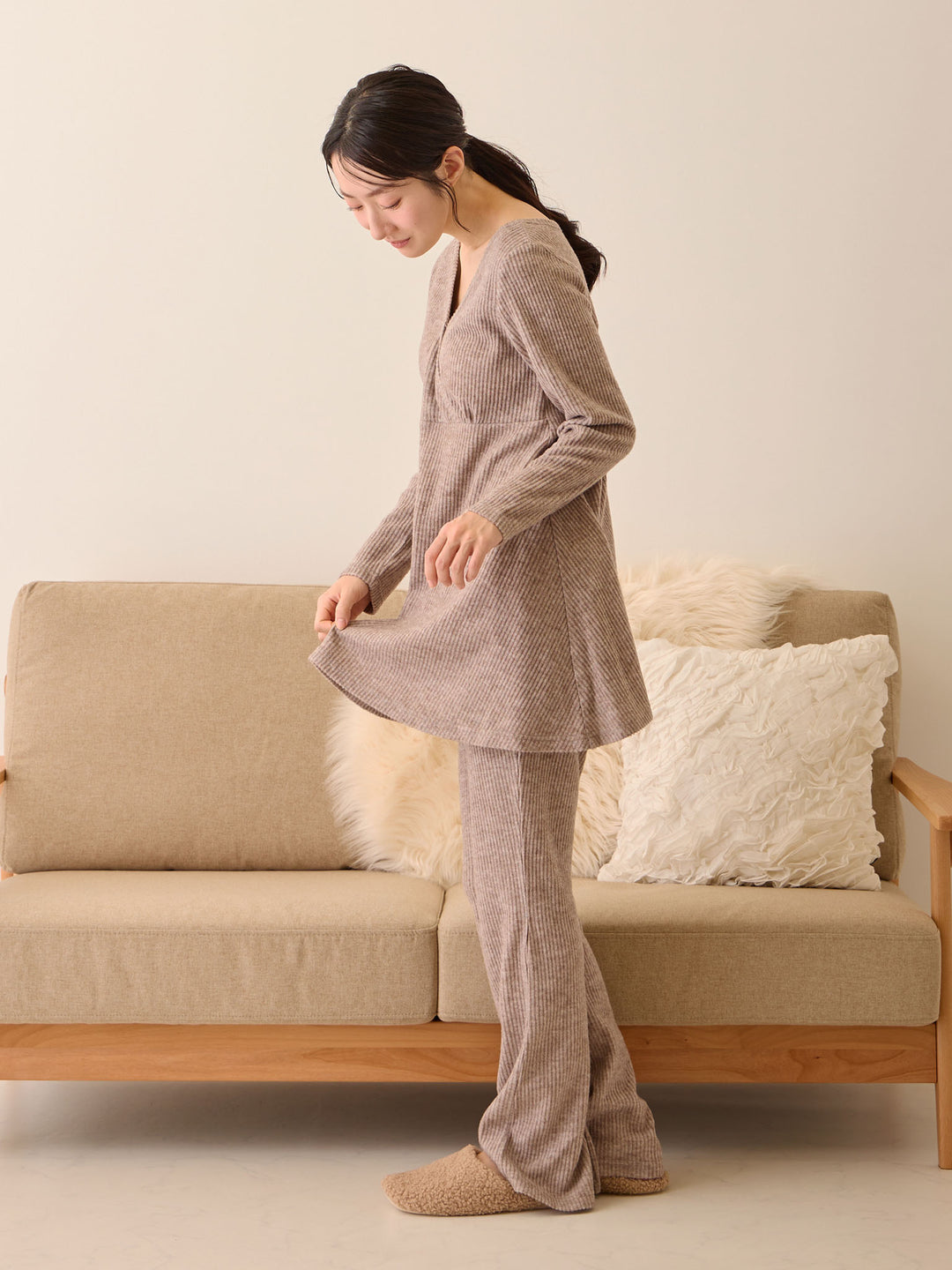 固定式杯形房间顶部，棕色