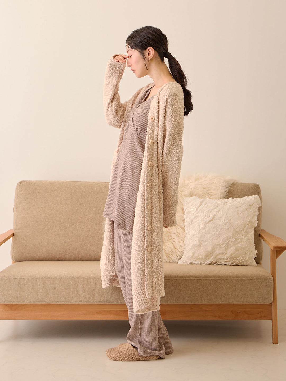 固定式杯形房间顶部，棕色