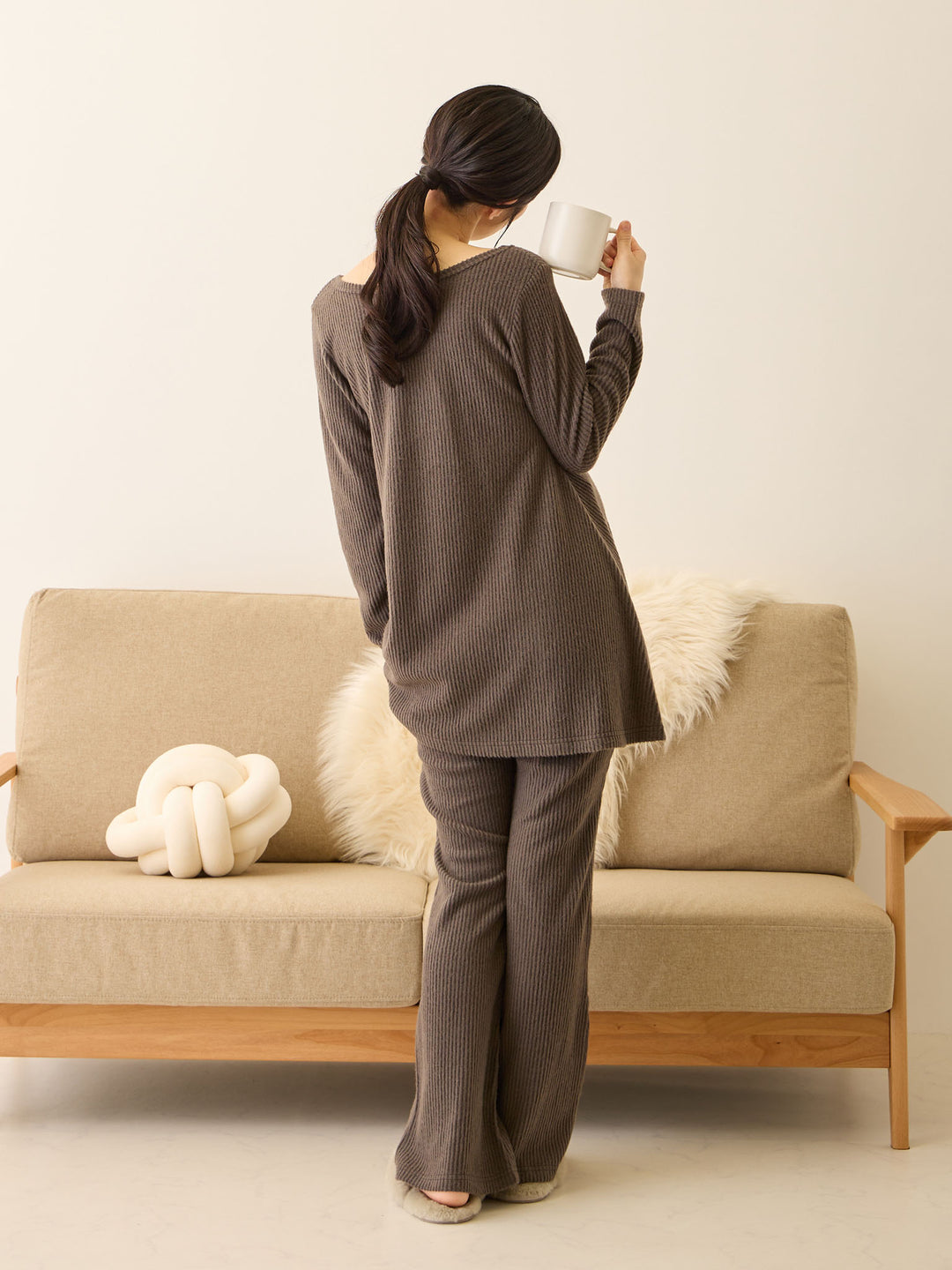 ズレないカップ付きルームトップス Charcoal Gray