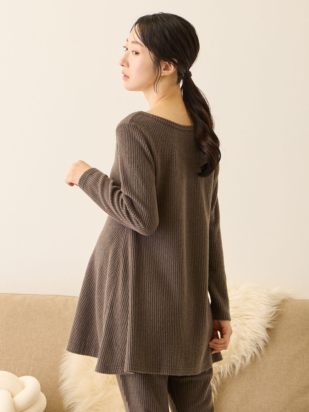 ズレないカップ付きルームトップス Charcoal Gray