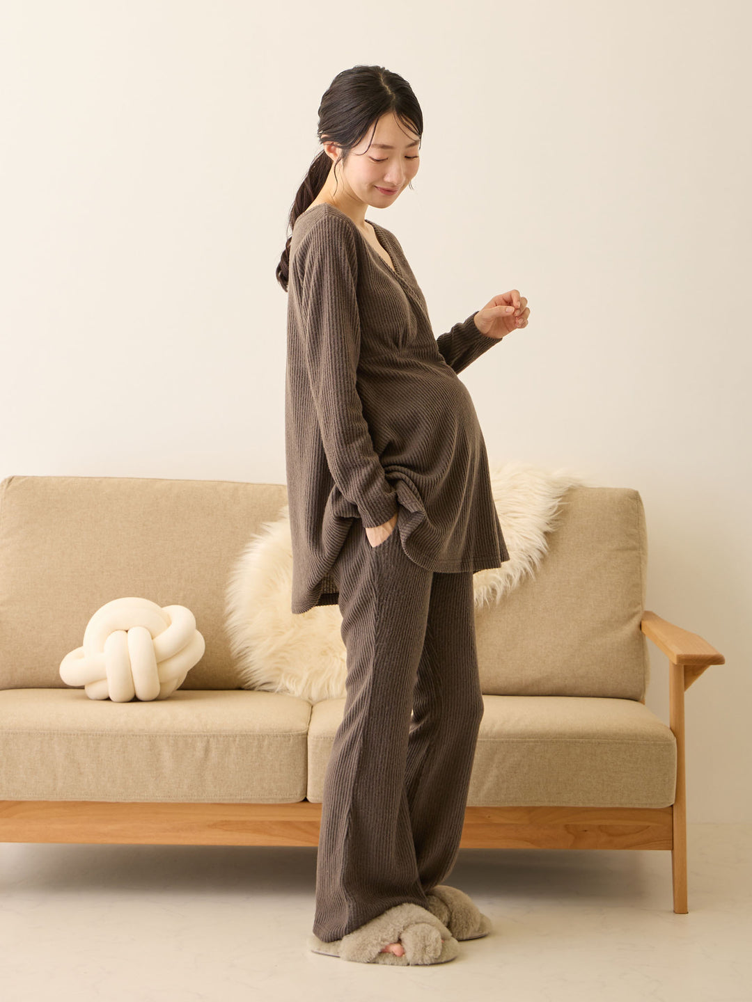 ズレないカップ付きルームトップス Charcoal Gray