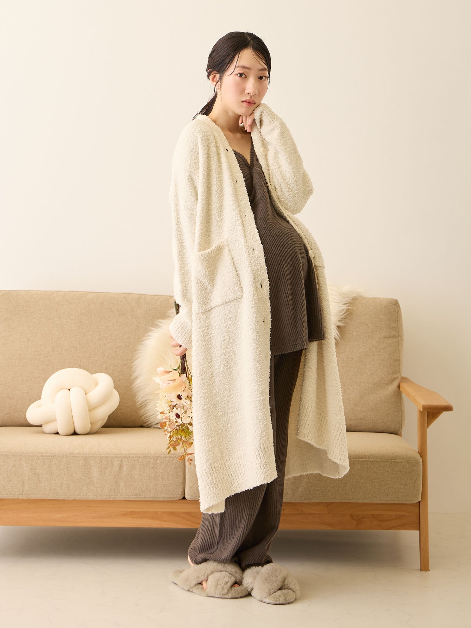 ふわふわカーディガンワンピース Ivory – honono for mom&baby