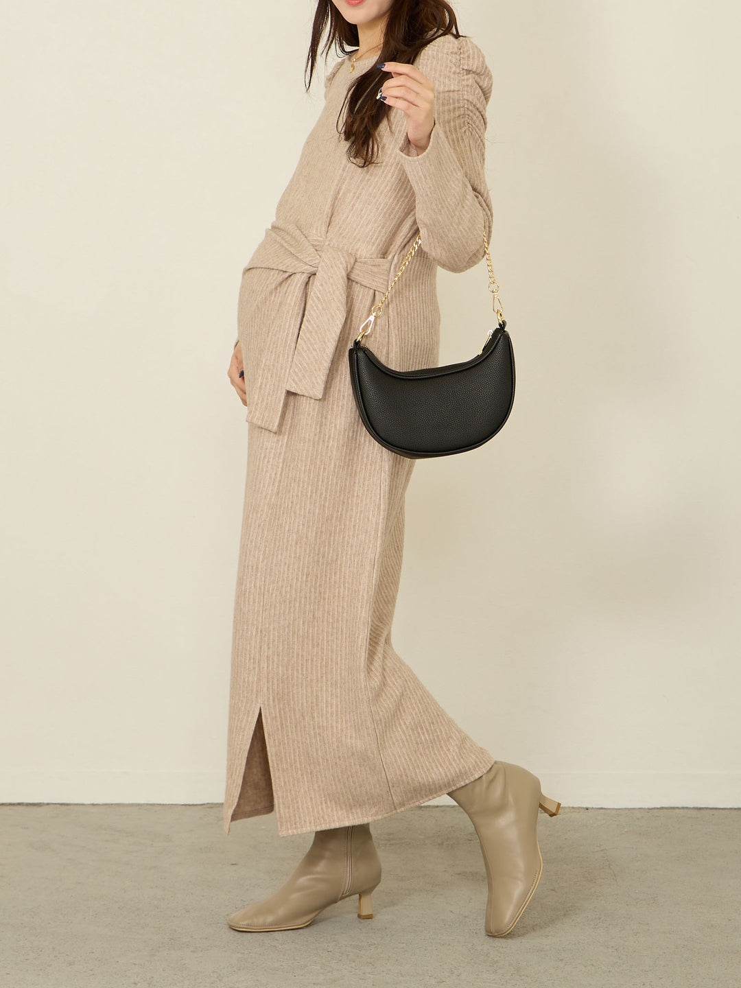 肩部针织连衣裙，米色