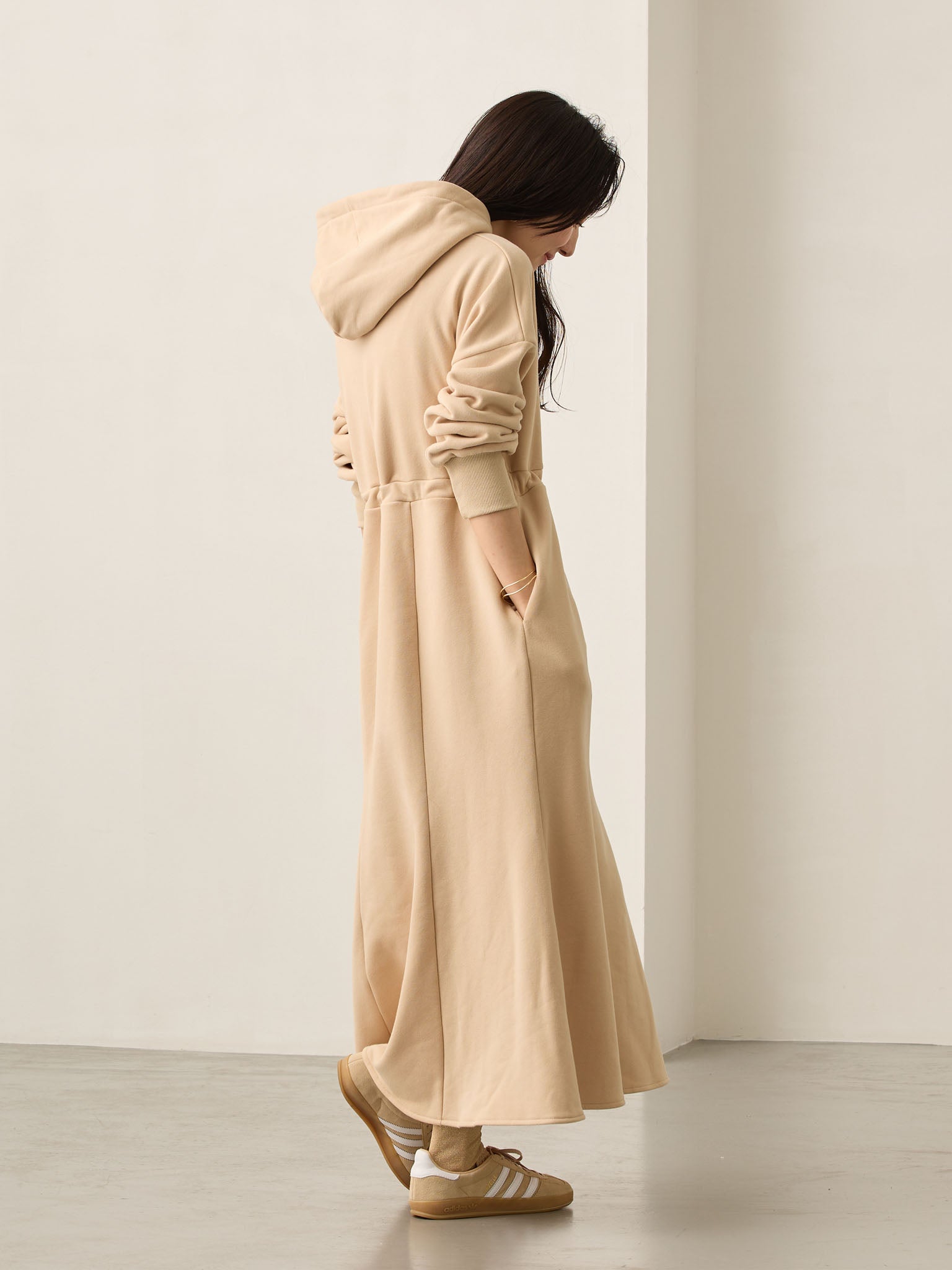 ほんのりマーメイドパーカーワンピース Beige – honono for mom&baby