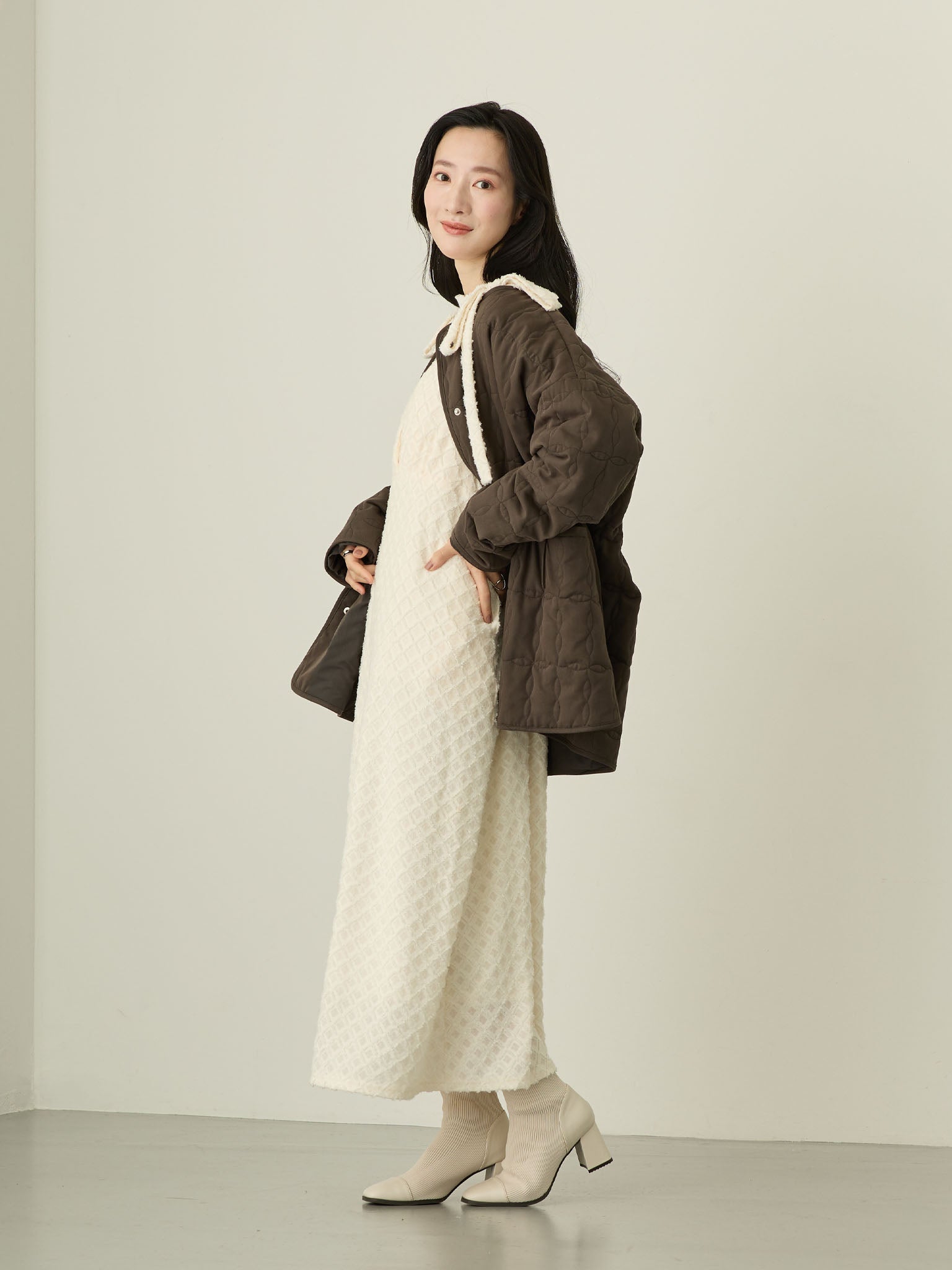 フェザーキャミワンピース Ivory – honono for mom&baby