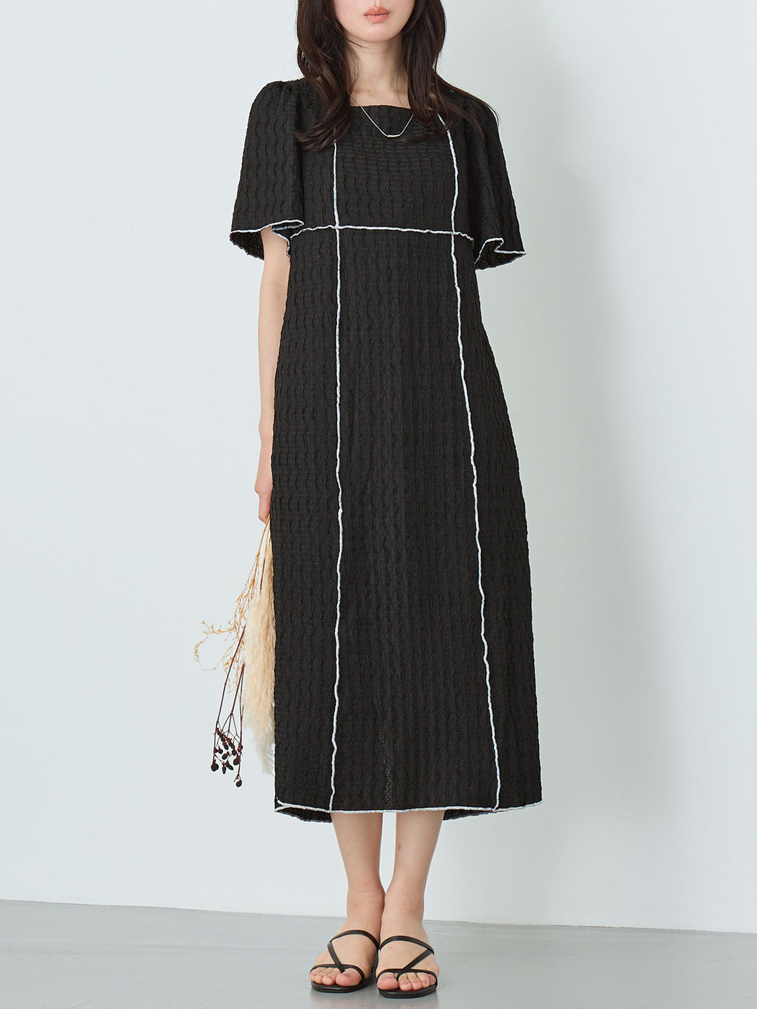Outseam Mellow Dress Black