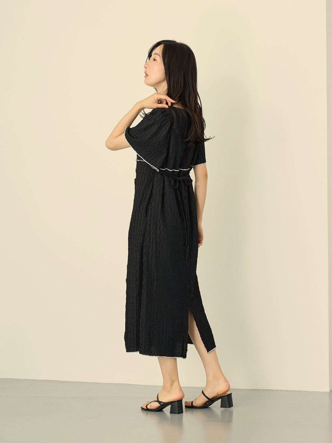 [Maternity/Nursing Clothes] Out-seam mellow dress Black