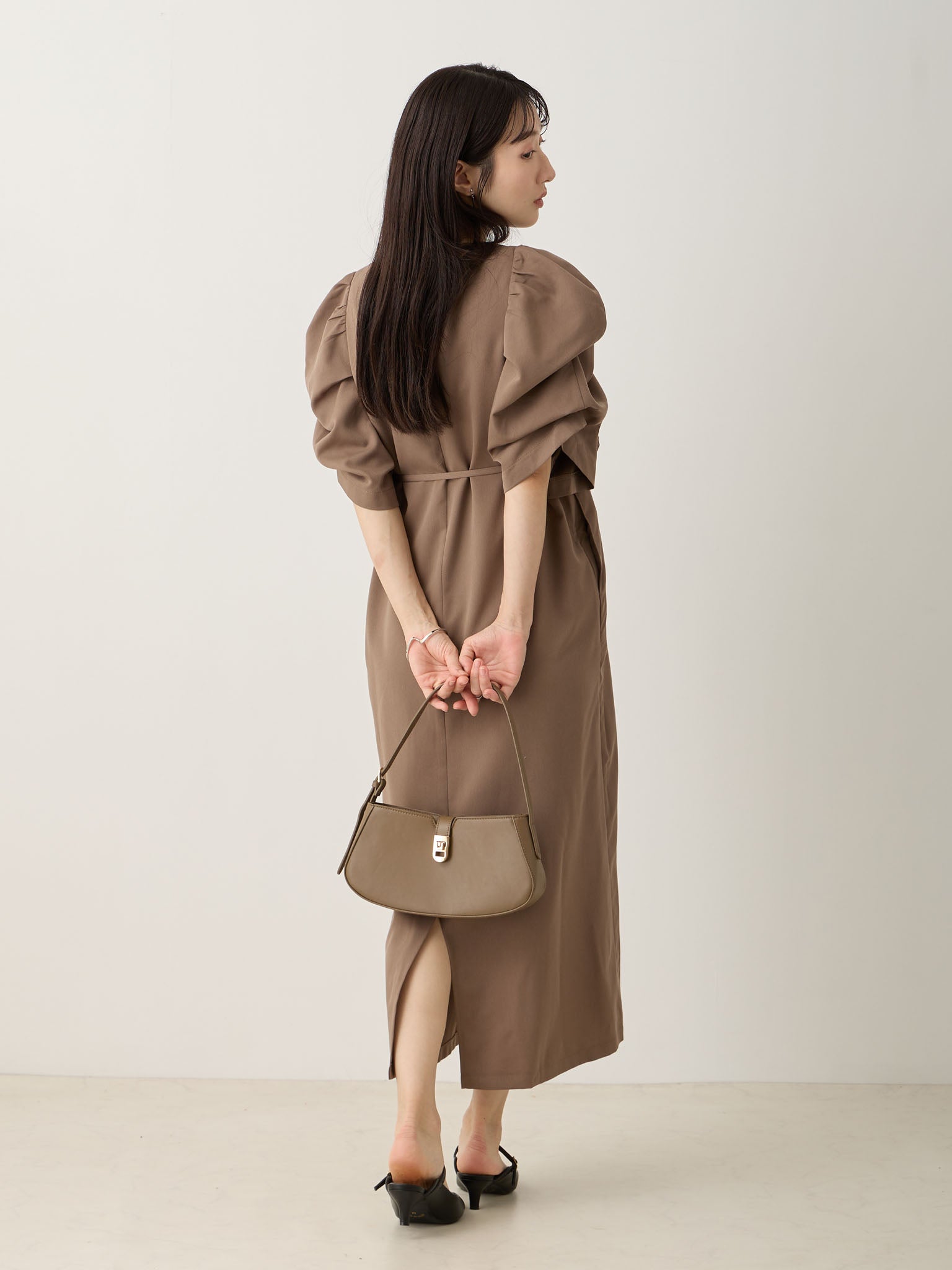 ボリューム袖Iラインワンピース Brown – honono for mom&baby