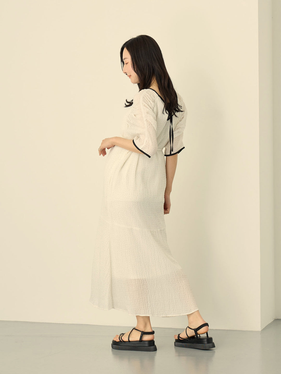 [Maternity/Nursing Clothes] Sheer Dot Raglan Gathered Dress White