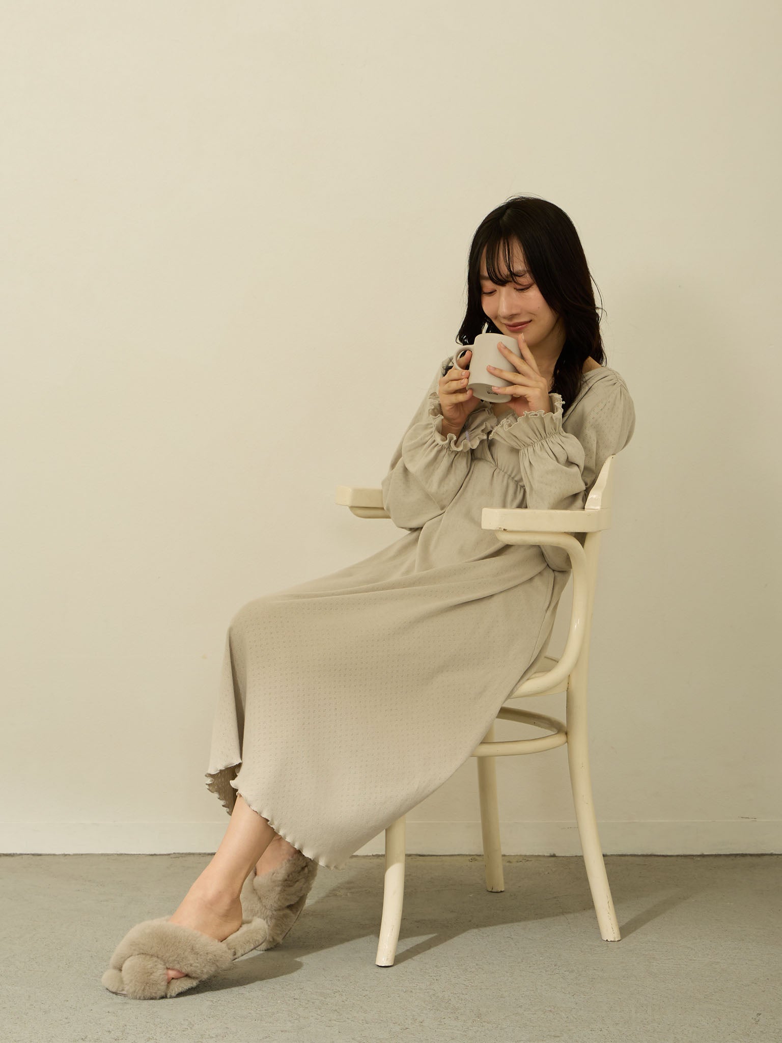 マタニティ・授乳服】ズレないパット付き綿カシュクールルーム