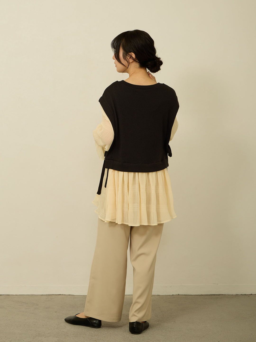 [Maternity/Nursing Clothes] Sheer pleated docking tops