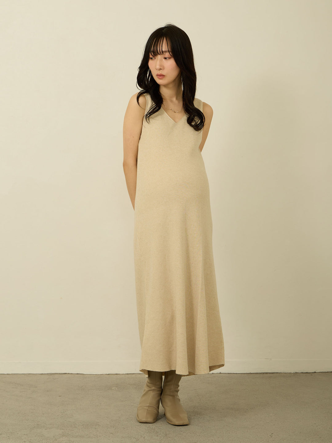 [Maternity/Nursing Clothes] Short knit &amp; ribbed sleeveless dress 2-piece set Beige