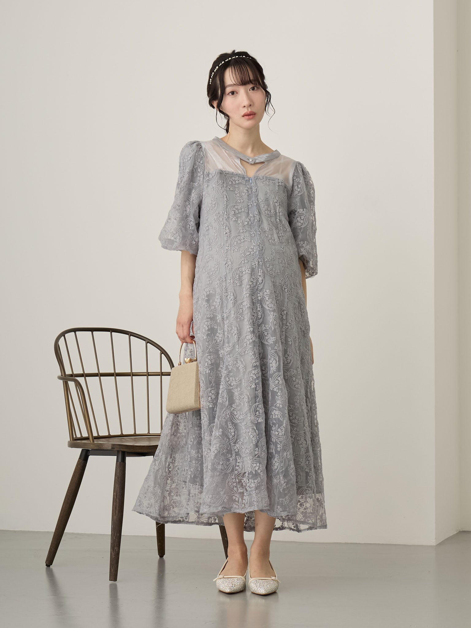 マタニティ・授乳服】ボリューム袖総レースドレス Blue gray