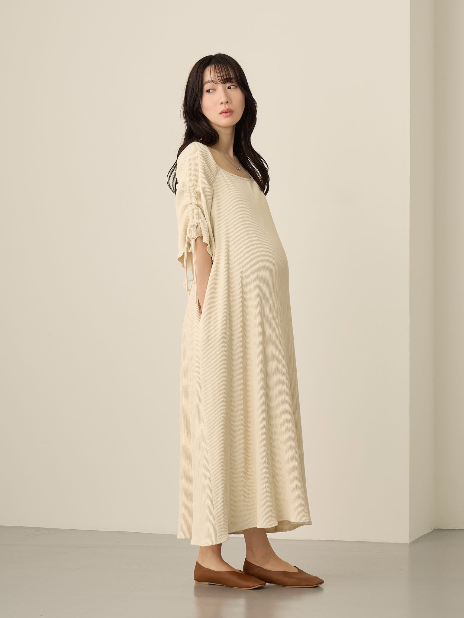 マタニティ・授乳服】袖リボンスクエアワンピース Ivory