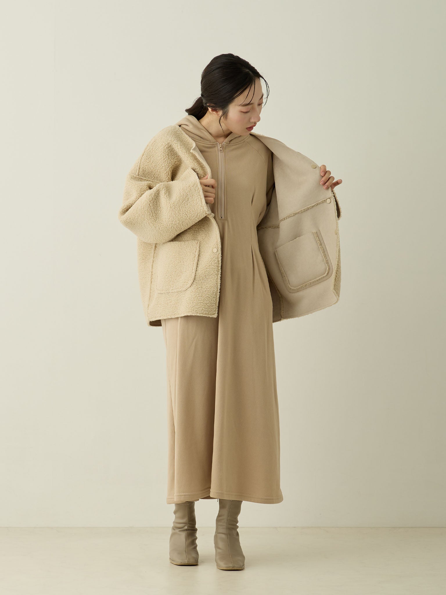 リバーシブルボアダッカー付きジャケット Beige – honono for mom&baby