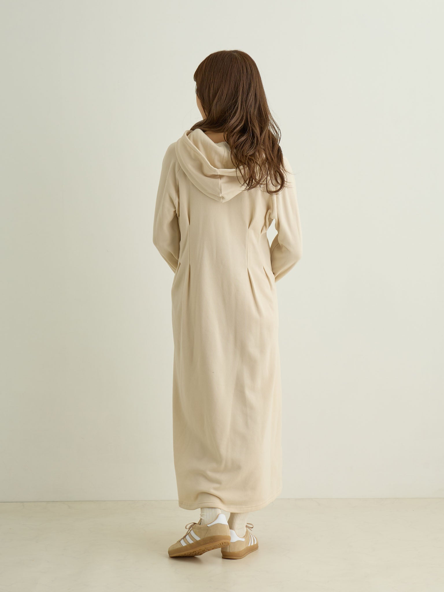 軽量裏起毛パーカーワンピース Ivory – honono for mom&baby