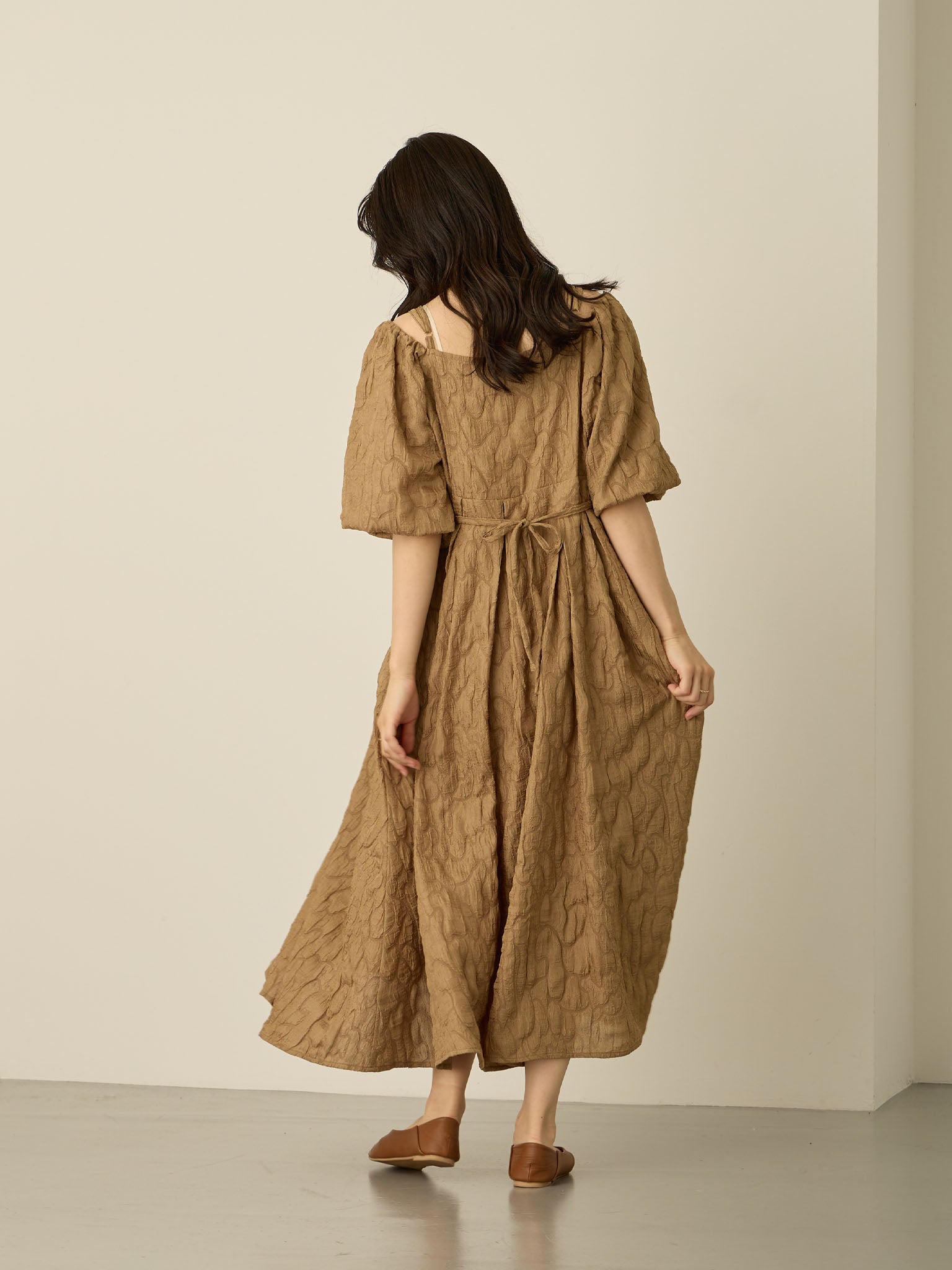 honono バルーンスリーブワンピース 授乳服 マタニティ ワンピース L