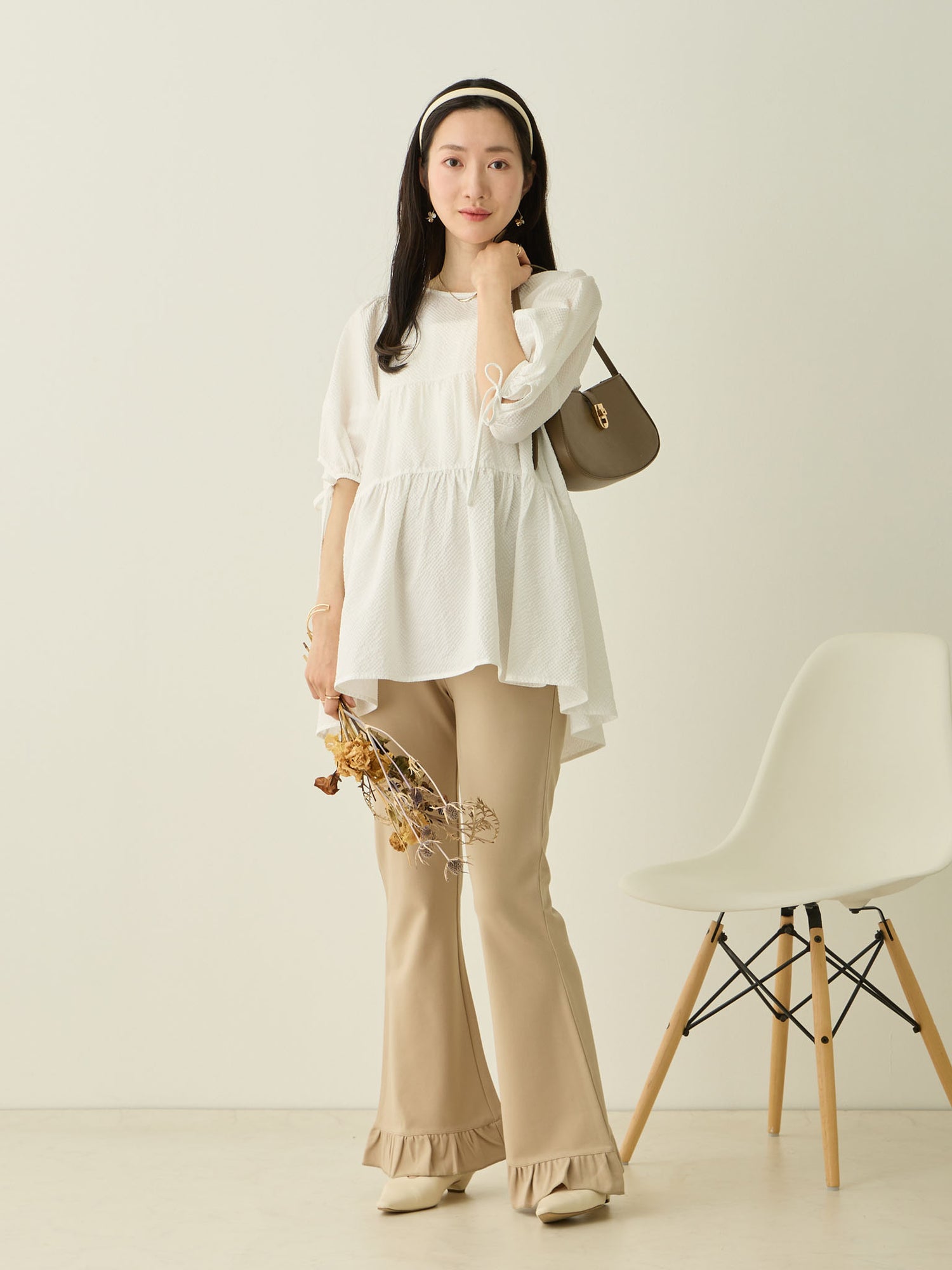【マタニティ・産後】フレアパンツ Beige