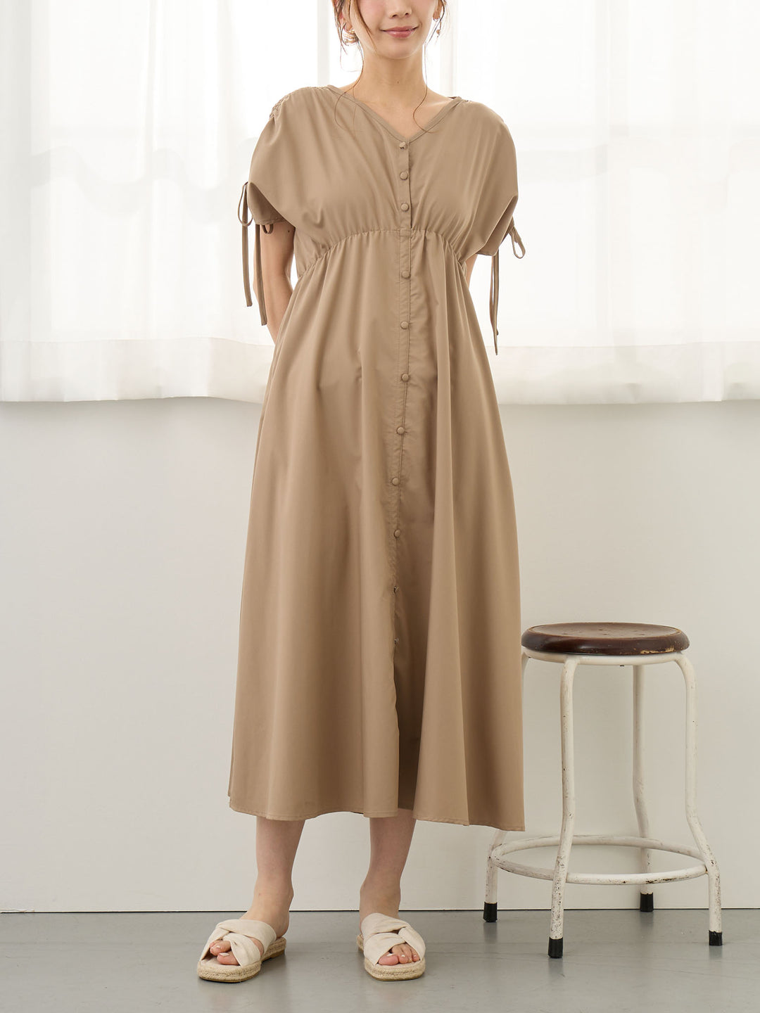 シャーリングスリーブワンピース Brown