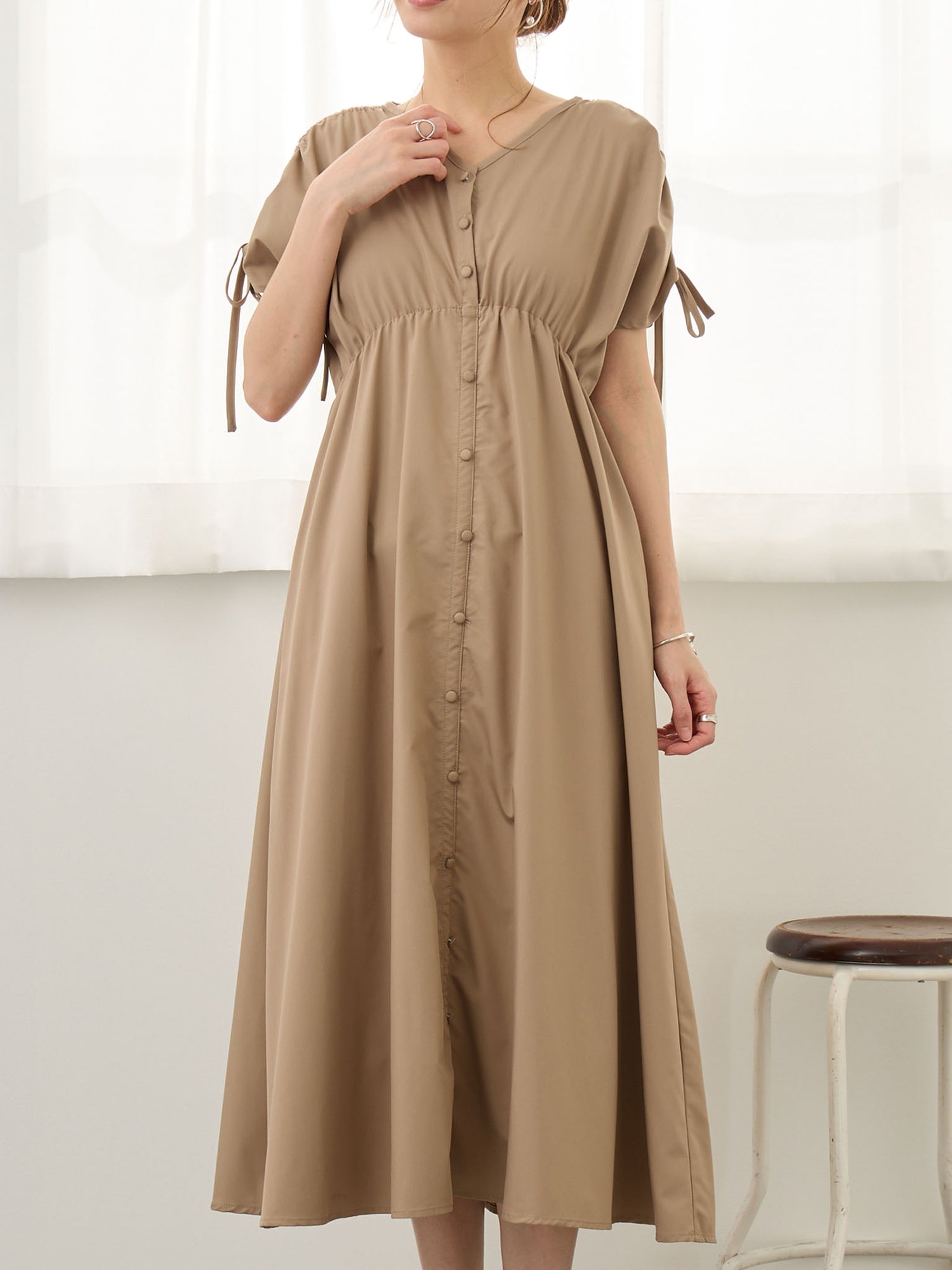 シャーリングスリーブワンピース Brown