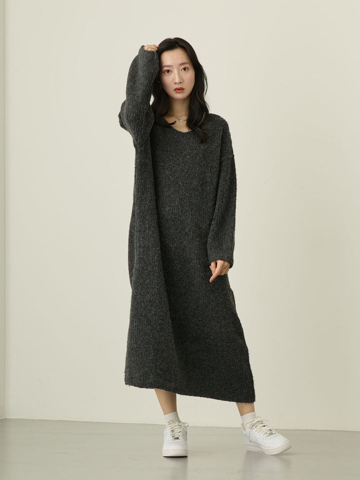 Vネックニットワンピース Charcoal