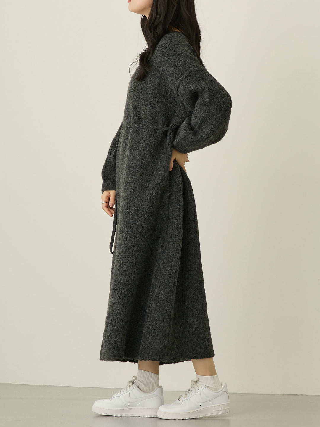 Vネックニットワンピース Charcoal