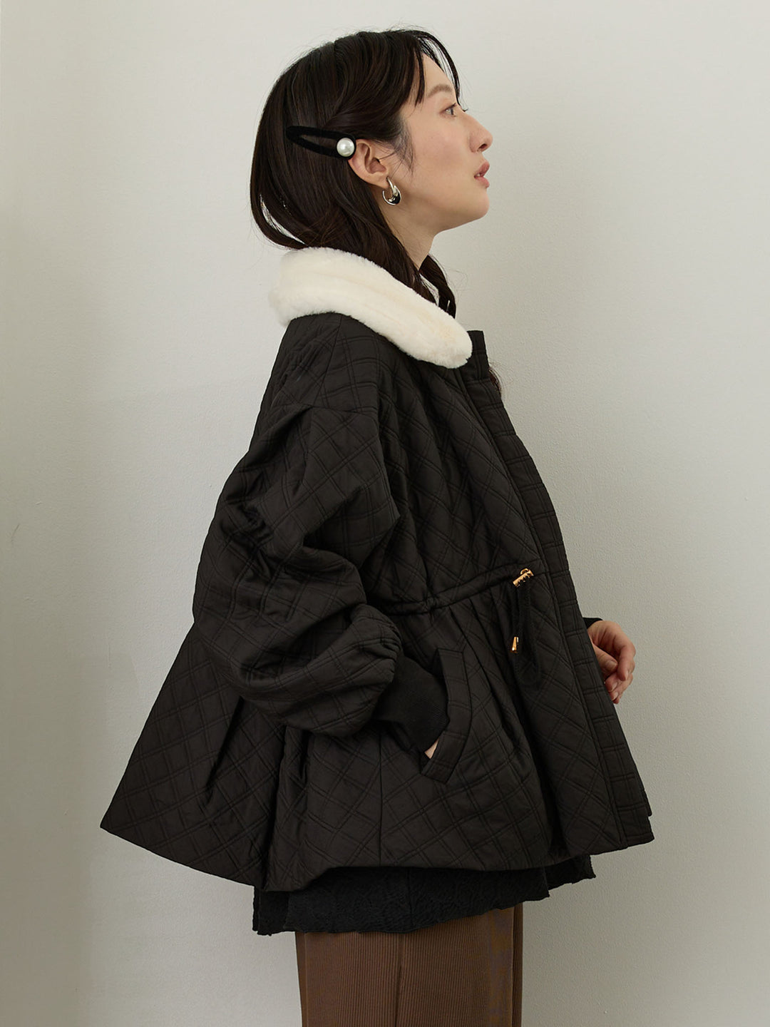 ダッカー付き衿ファーアウター Black