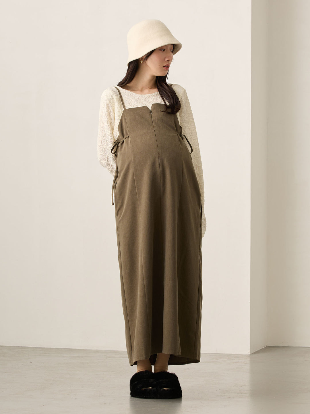 Mellow Design 象牙白上衣