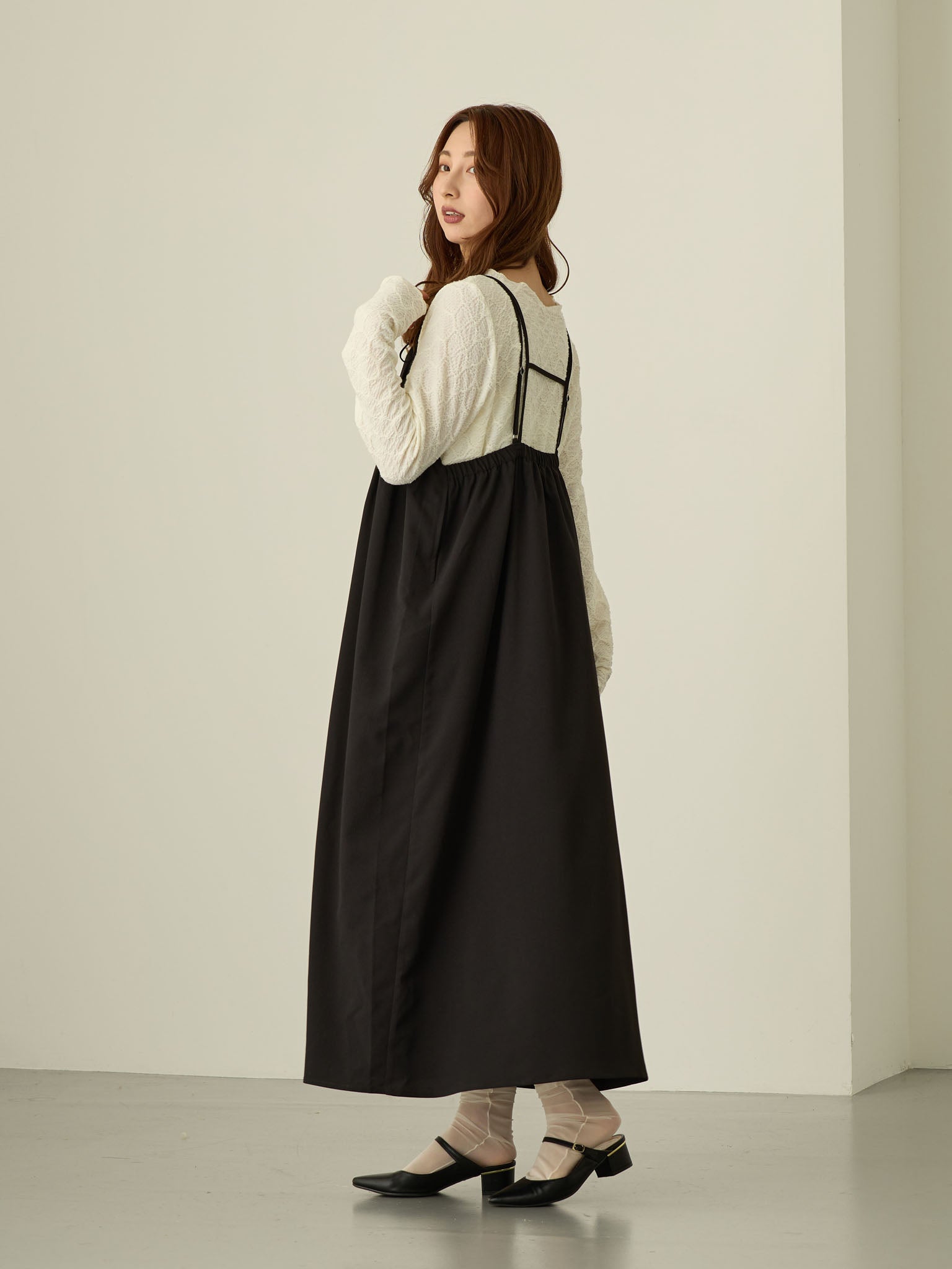 shiroconマーガレットバックリボンキャミ【2024SM】新品未使用タグ付き yori ヨリ shiroconマーガレットバックリボンキャミ【2024SM