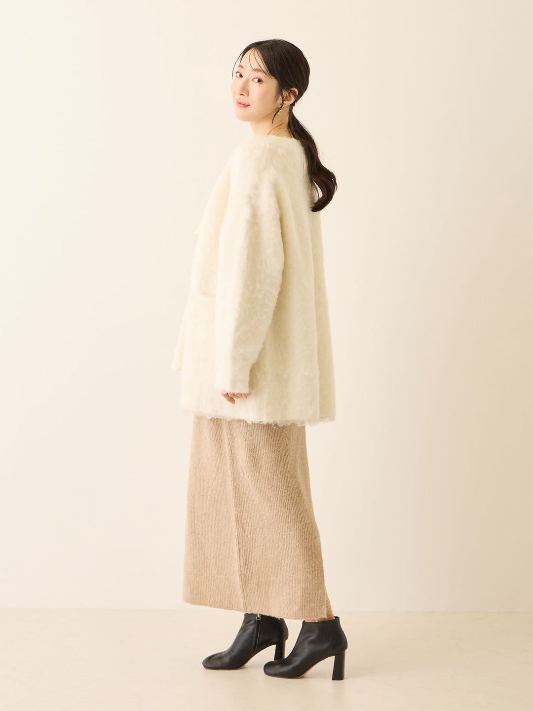 ふわシャギーカーディガン Ecru