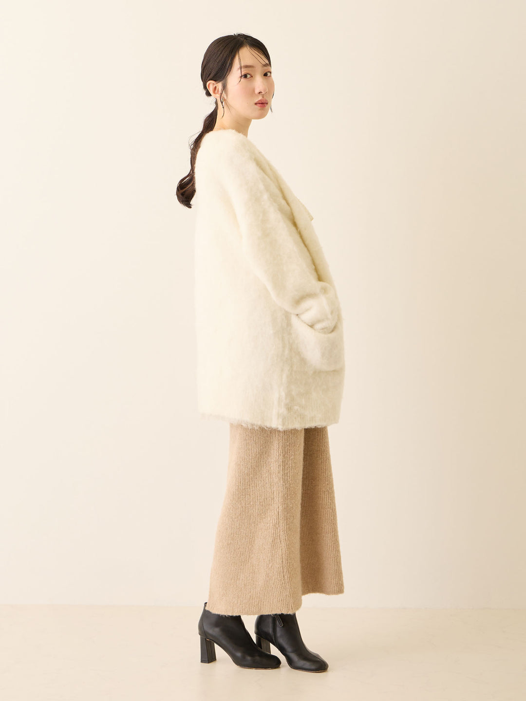 ふわシャギーカーディガン Ecru