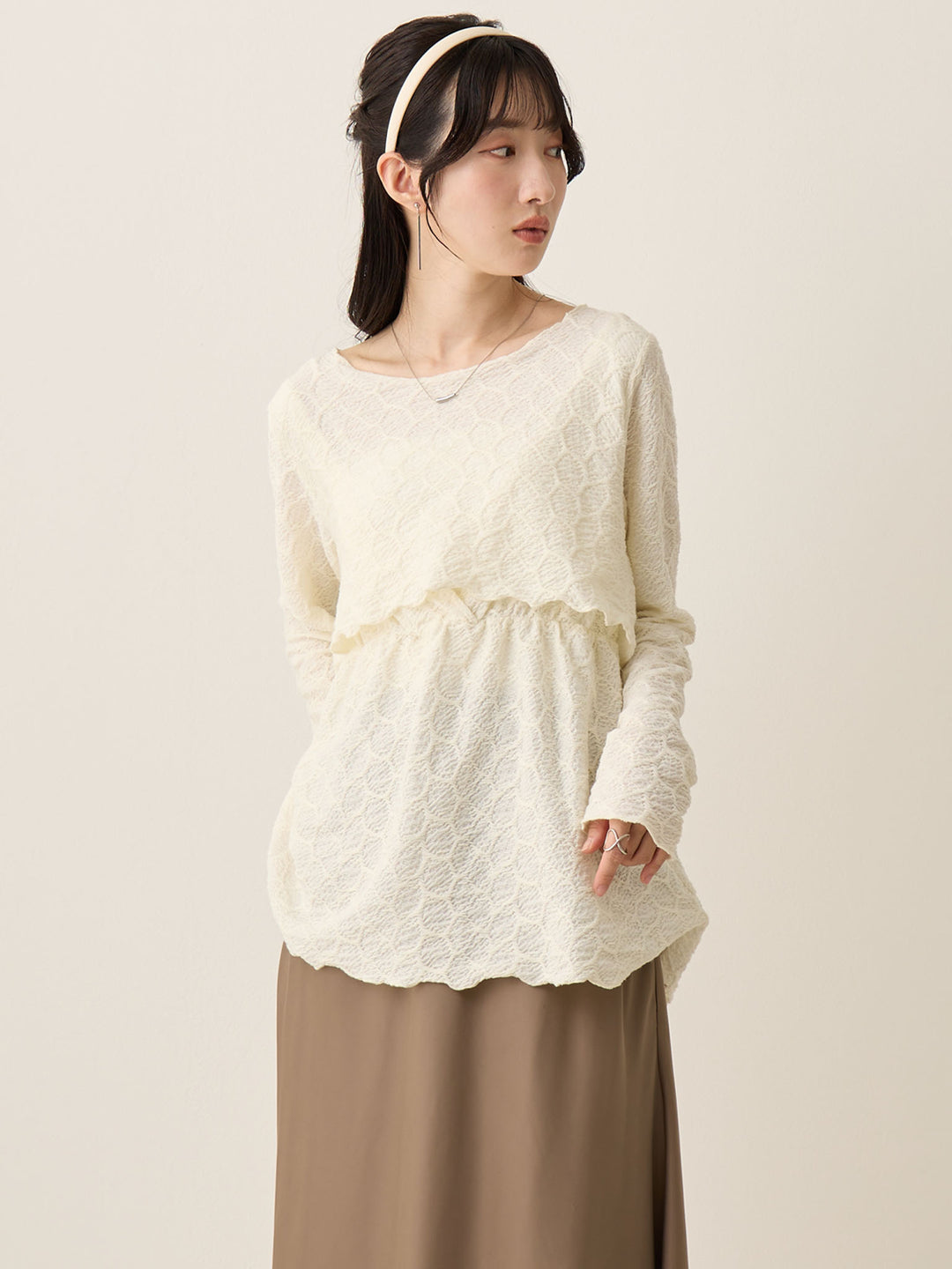 Mellow Design 象牙白上衣