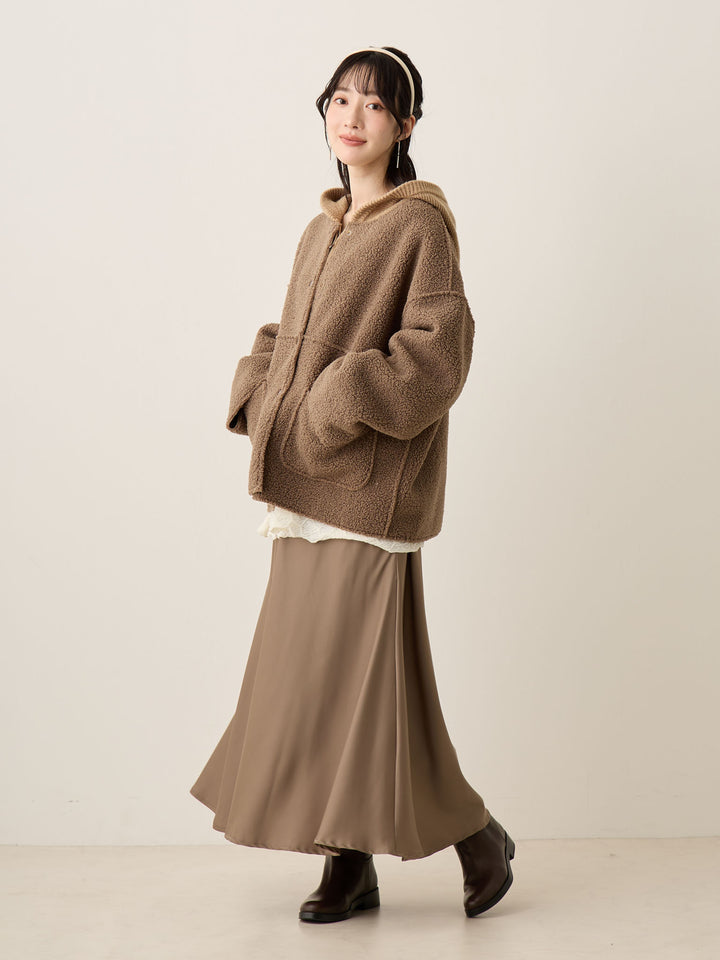 ほんのりマーメイドサテンスカート Greige