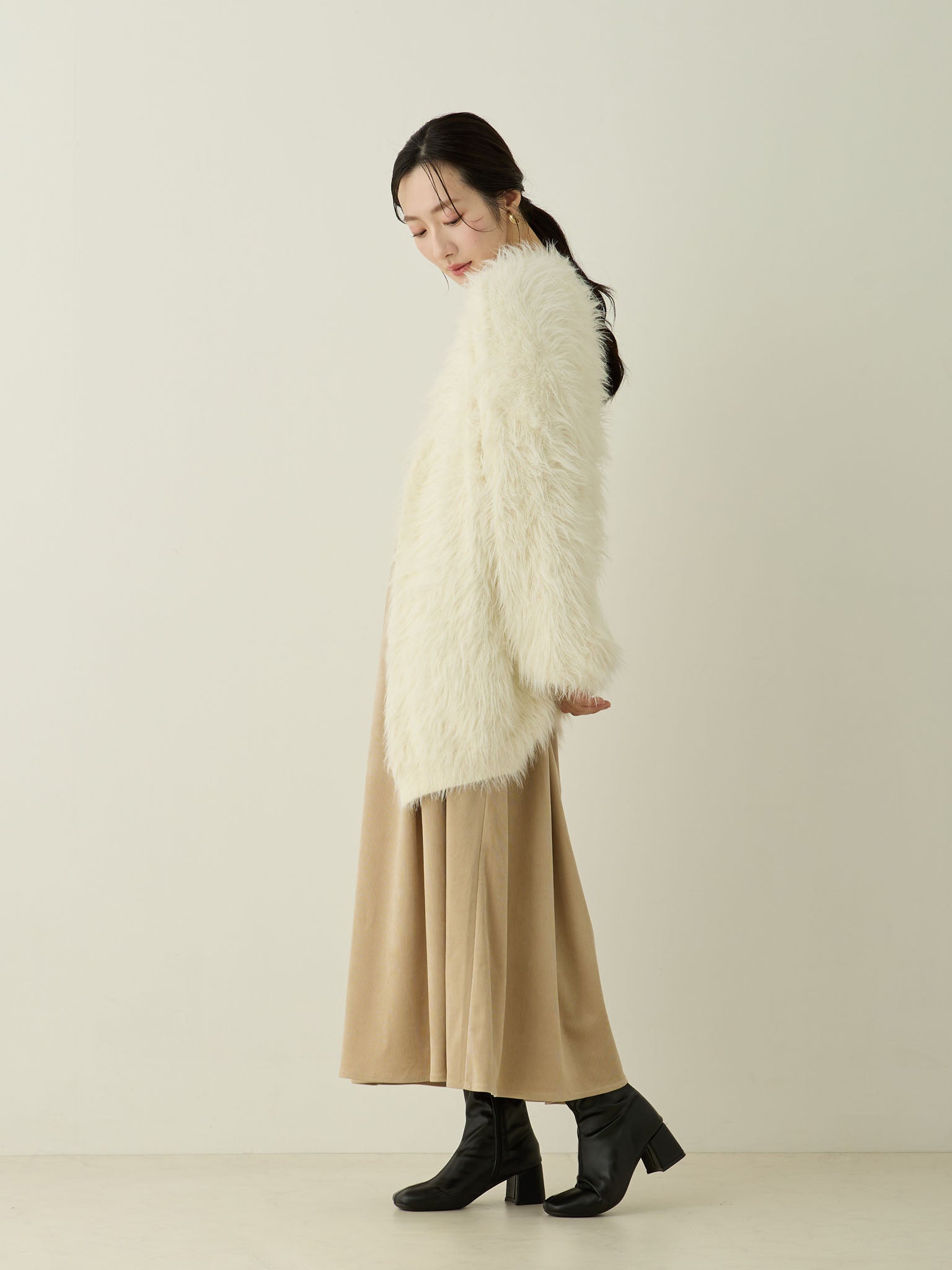 フラッフィーカーディガン Ecru – honono for mom&baby