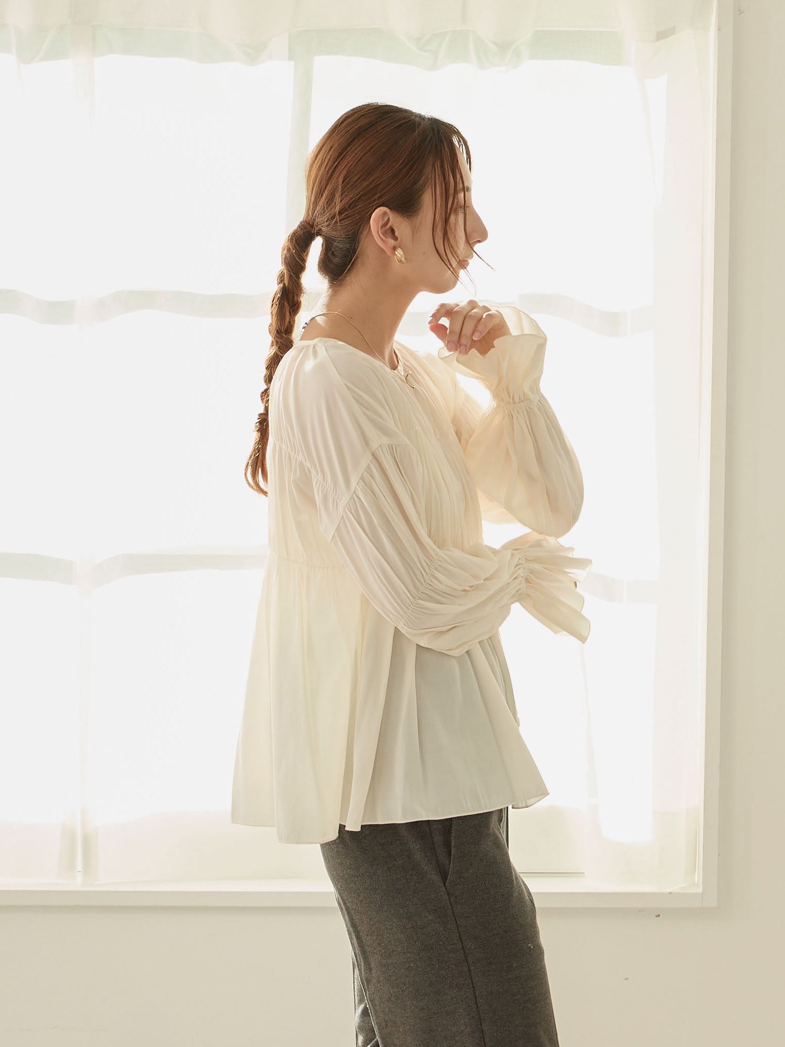 ギャザーチュニックブラウス White – honono for mom&baby