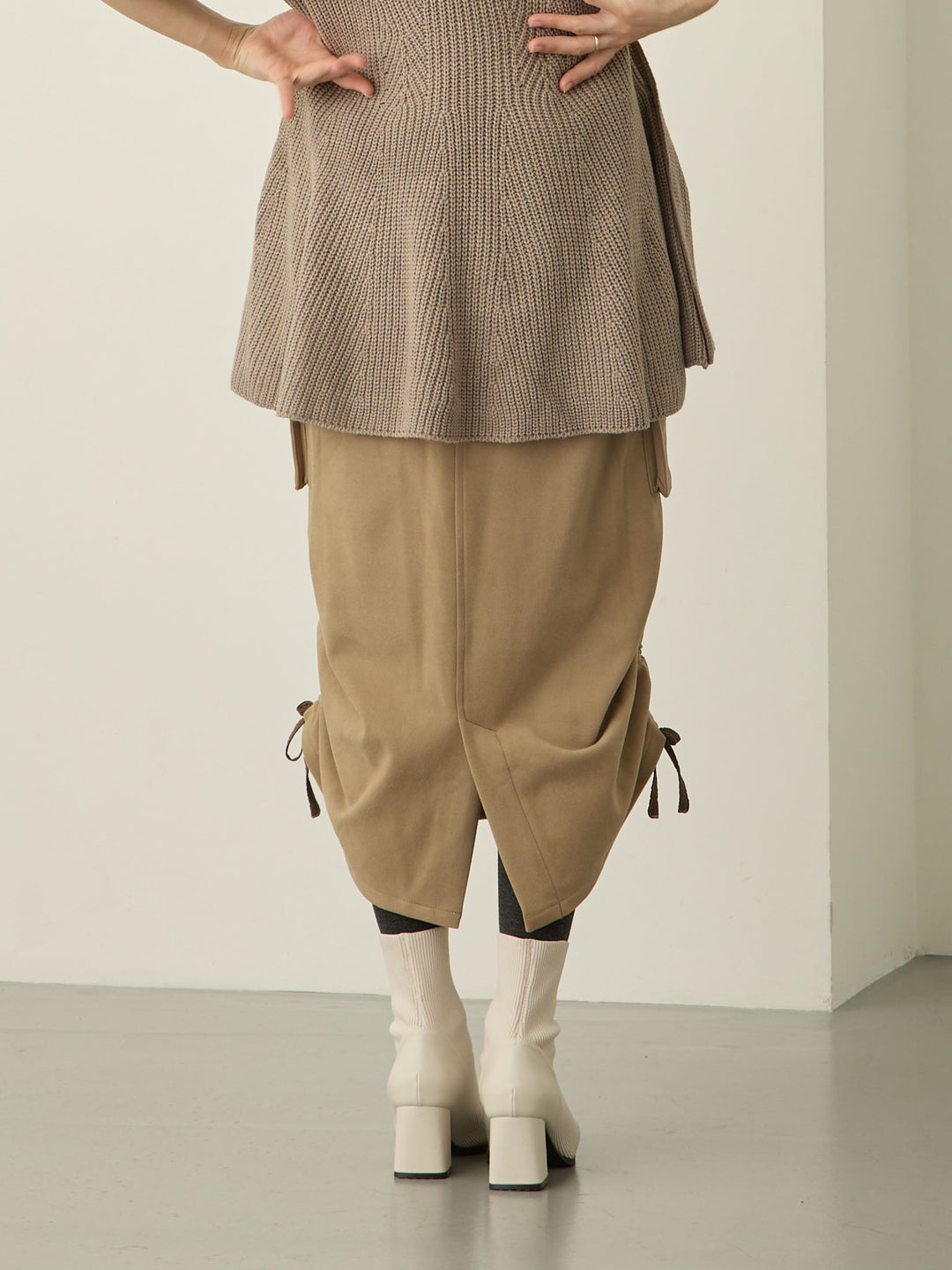 羊毛工装裙，米色