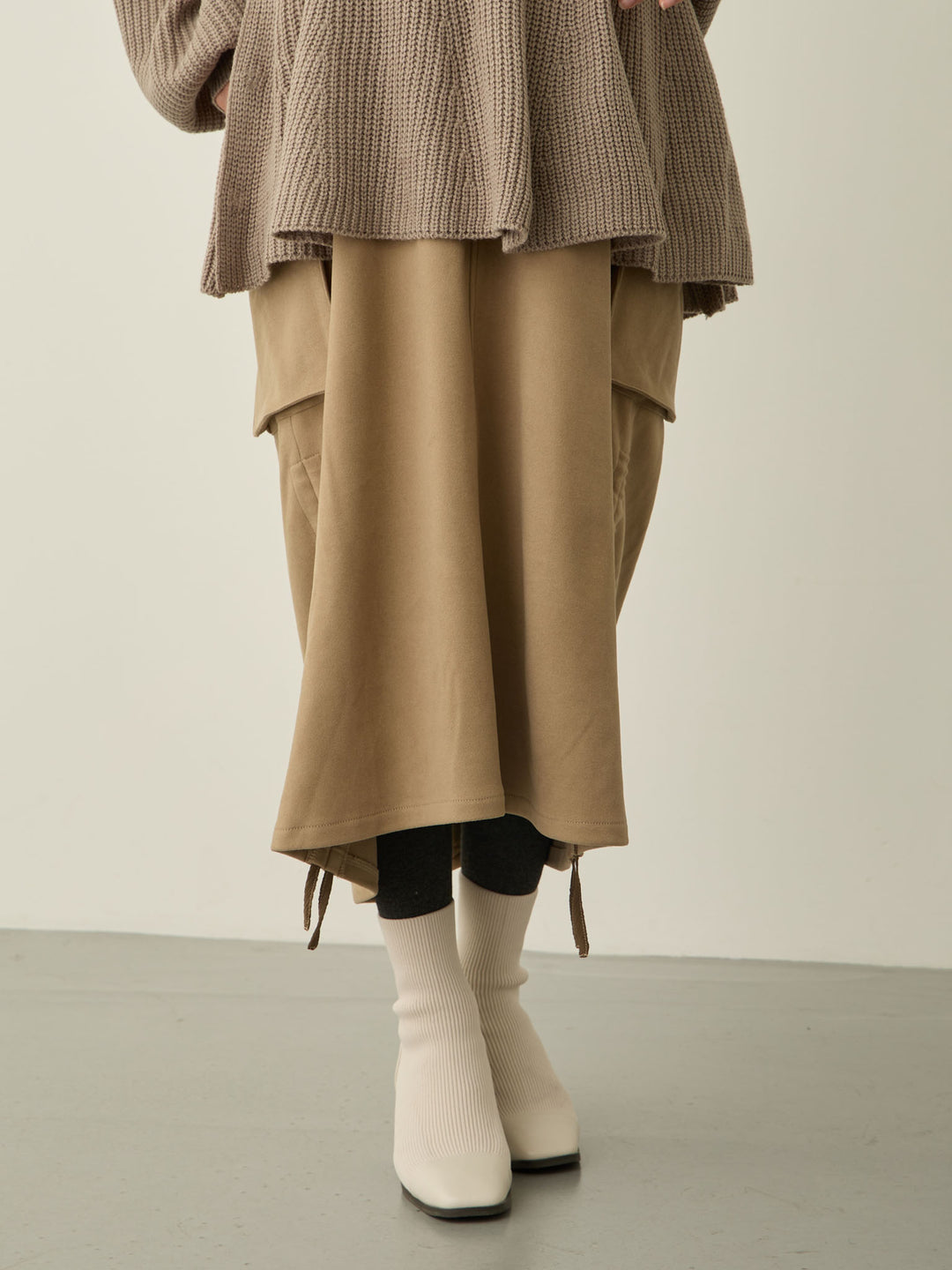 羊毛工装裙，米色