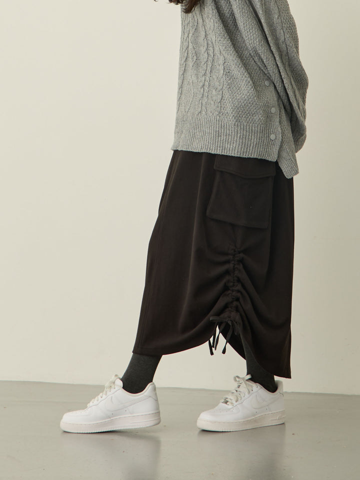 黑色羊毛工装裙