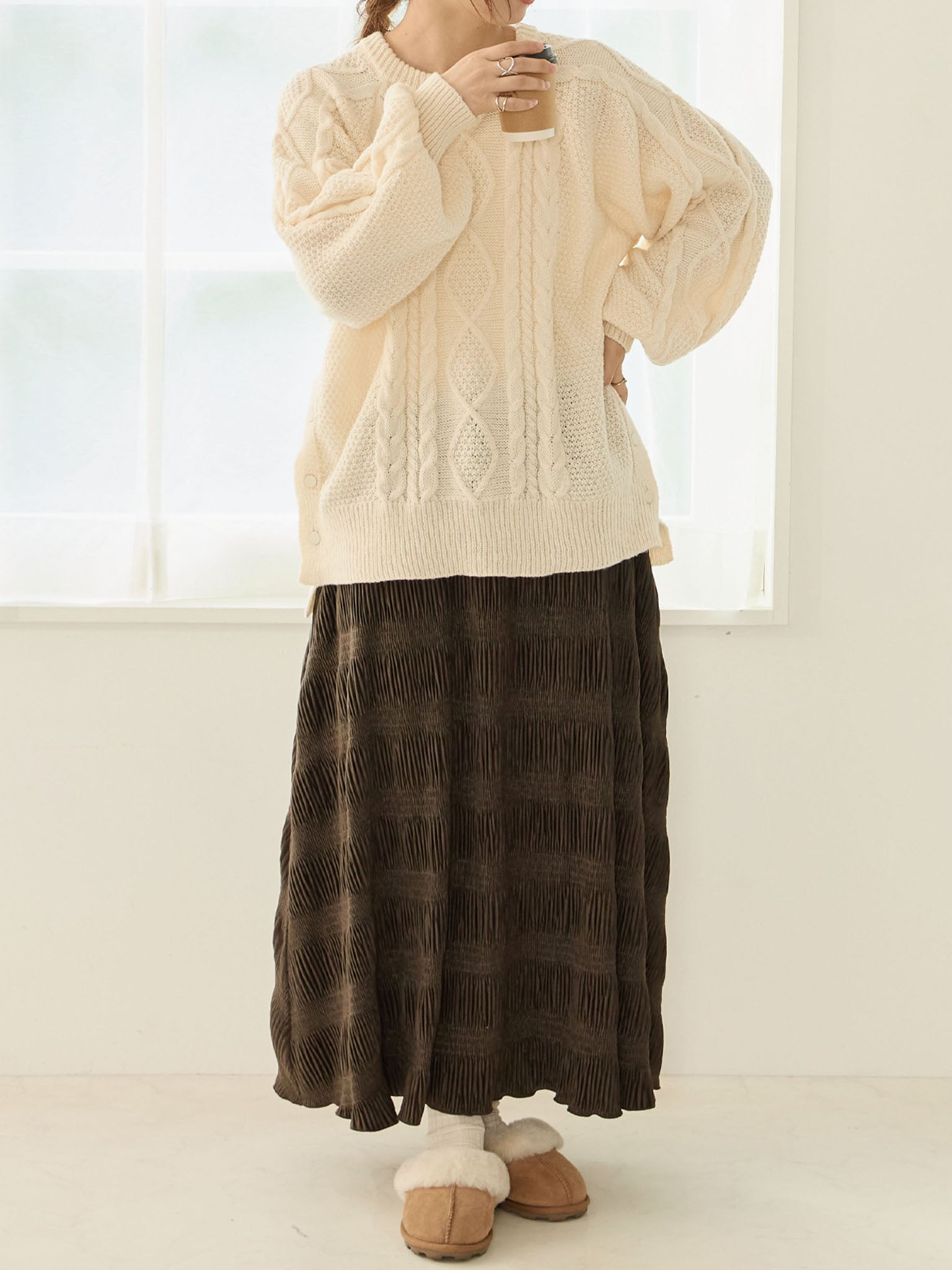 ケーブルニットトップス授乳ケープ一体型 Ivory – honono for mom&baby