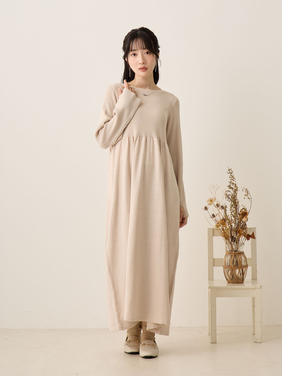 罗纹针织喇叭裙，米色