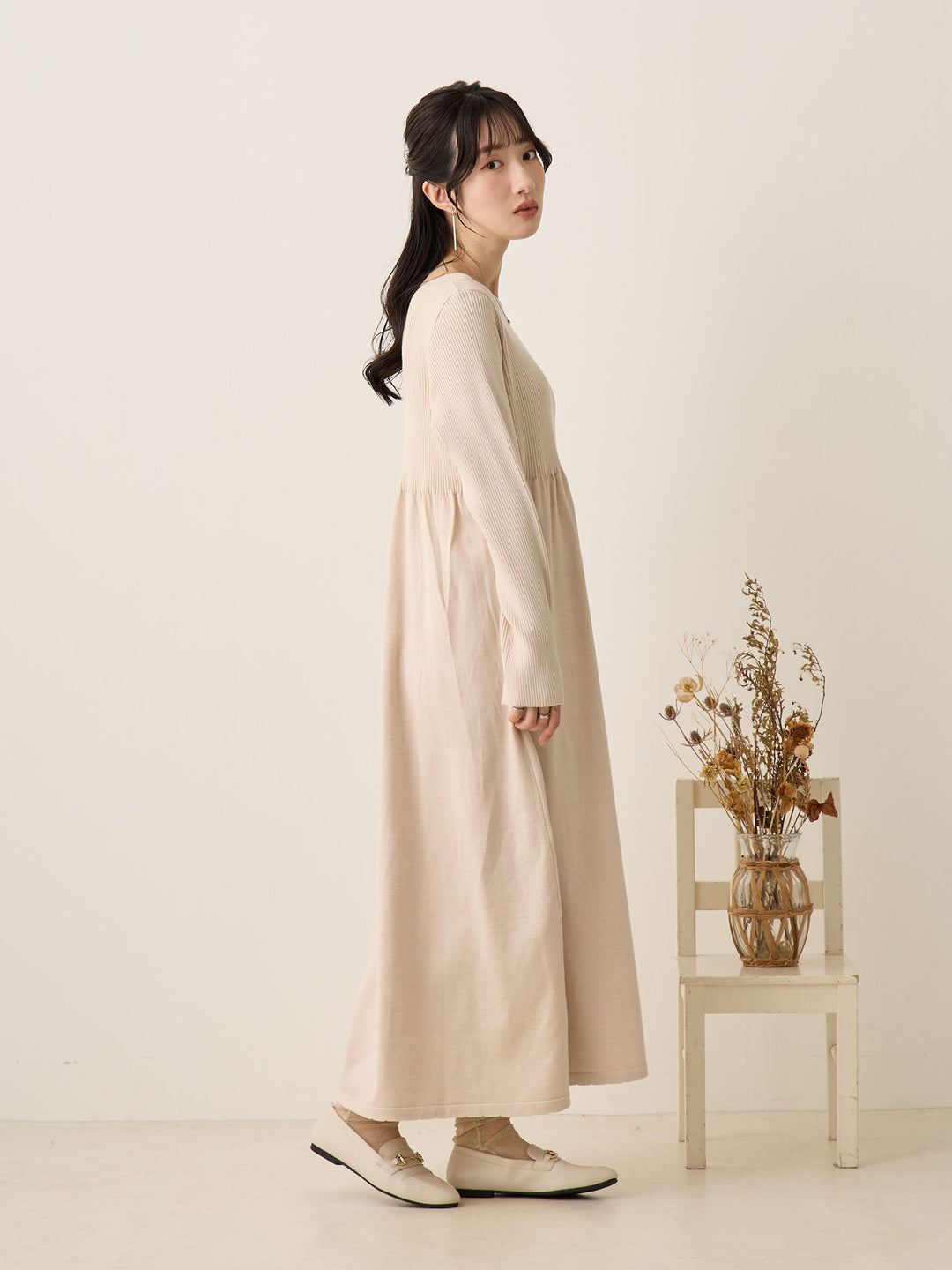 罗纹针织喇叭裙，米色