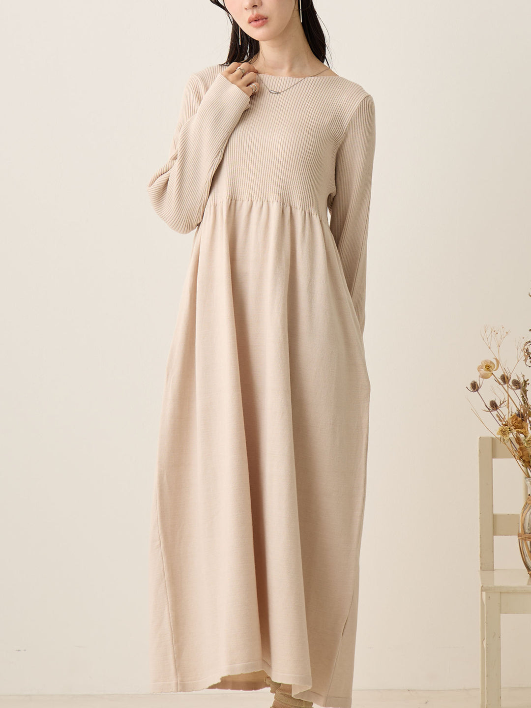 罗纹针织喇叭裙，米色