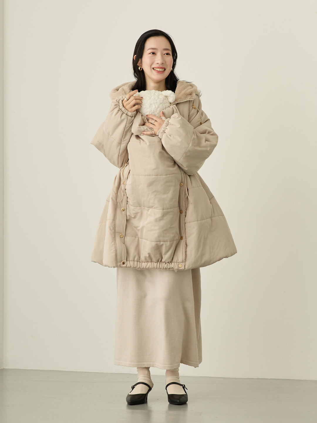 带鸭绒灰的衬垫外套