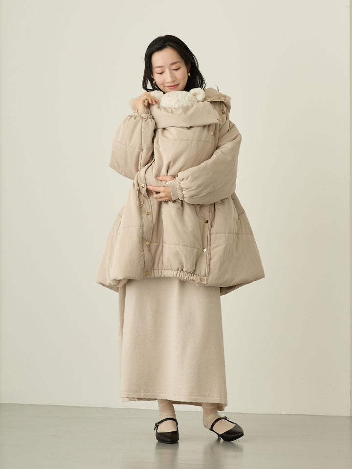 带鸭绒灰的衬垫外套