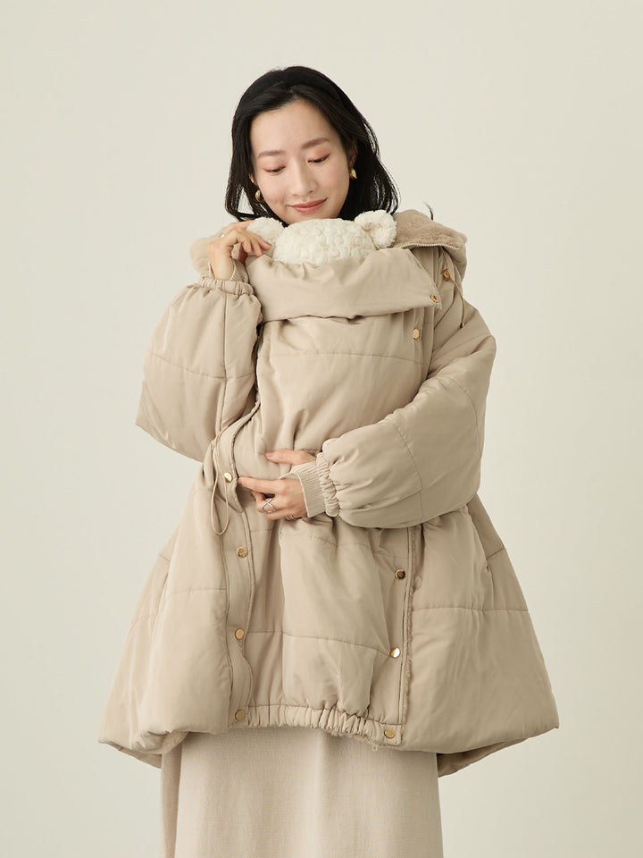 带鸭绒灰的衬垫外套